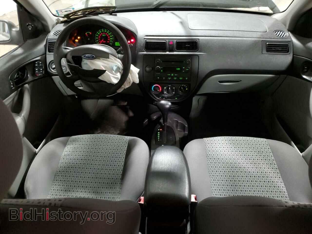2007 FORD FOCUS - VIN: 1FAFP34N47W288101 - Фото 8