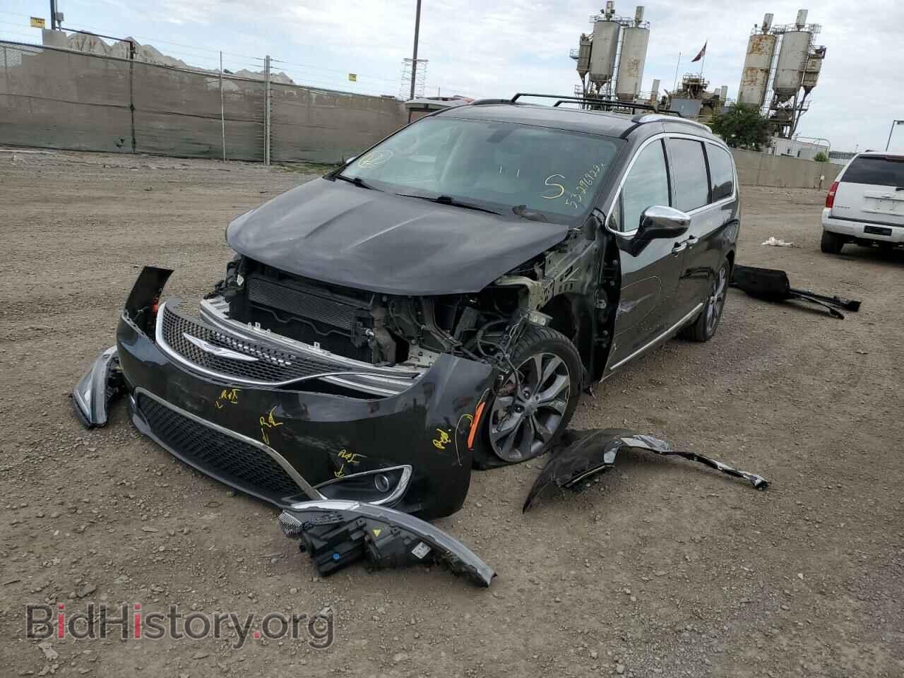 2017 CHRYSLER PACIFICA - VIN: 2C4RC1GG7HR778210 - Photo 2