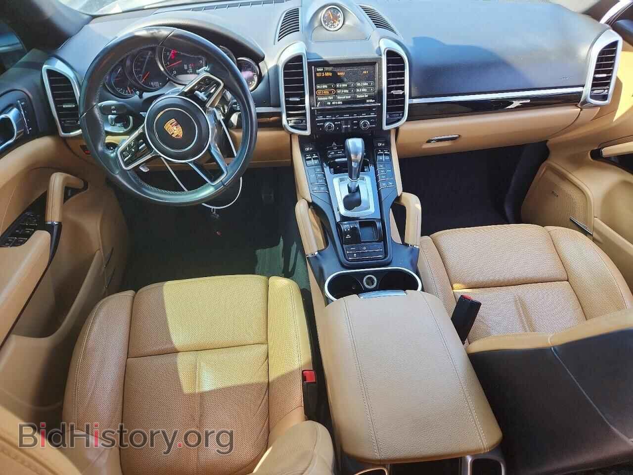 2016 PORSCHE CAYENNE - VIN: WP1AA2A21GLA03039 - Photo 8