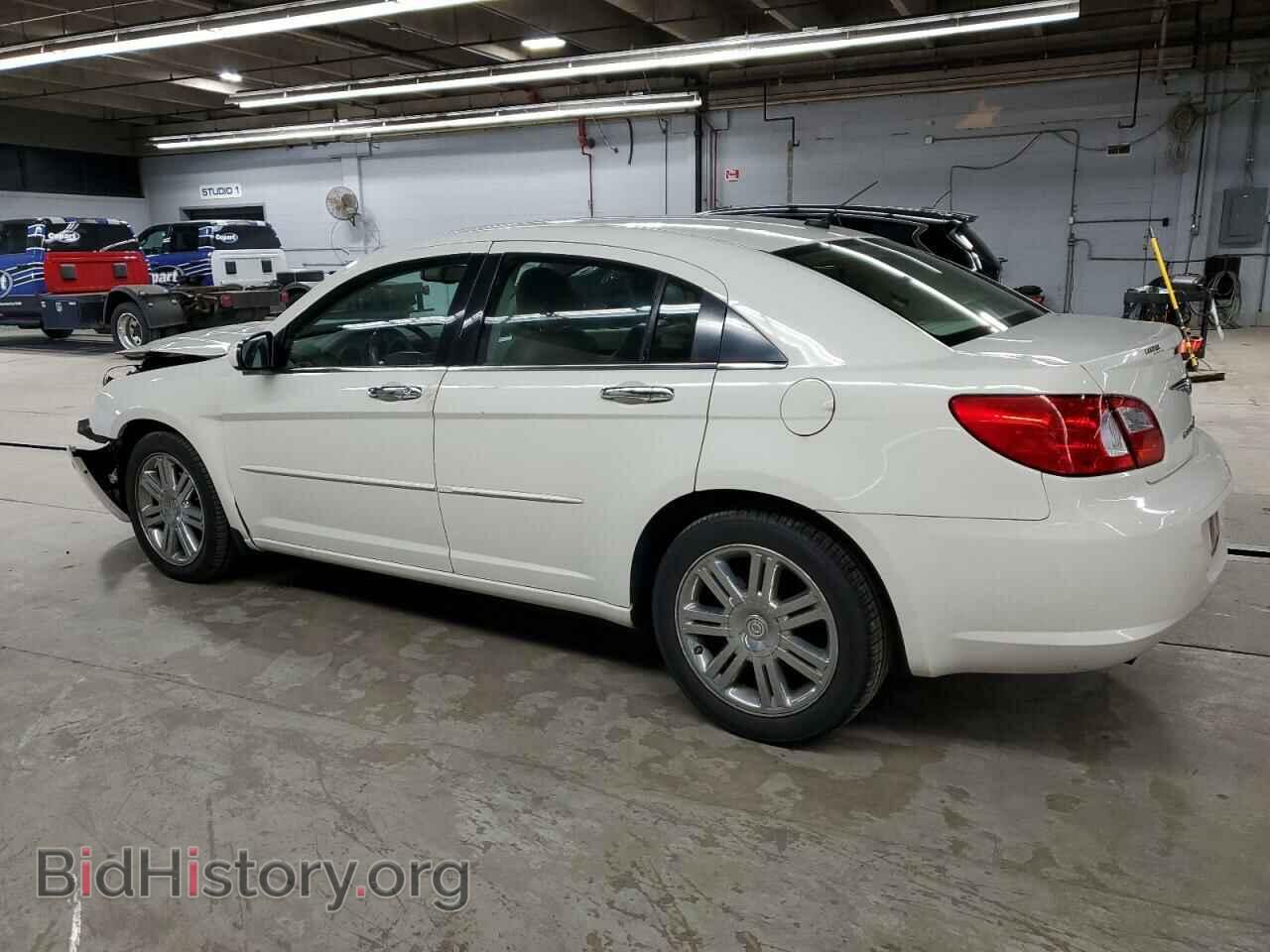2008 CHRYSLER SEBRING - VIN: 1C3LD66M88N136183 - Фото 2