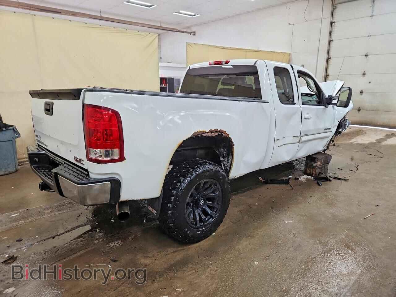 2010 GMC SIERRA - VIN: 1GTSKVE34AZ106273 - Фото 3