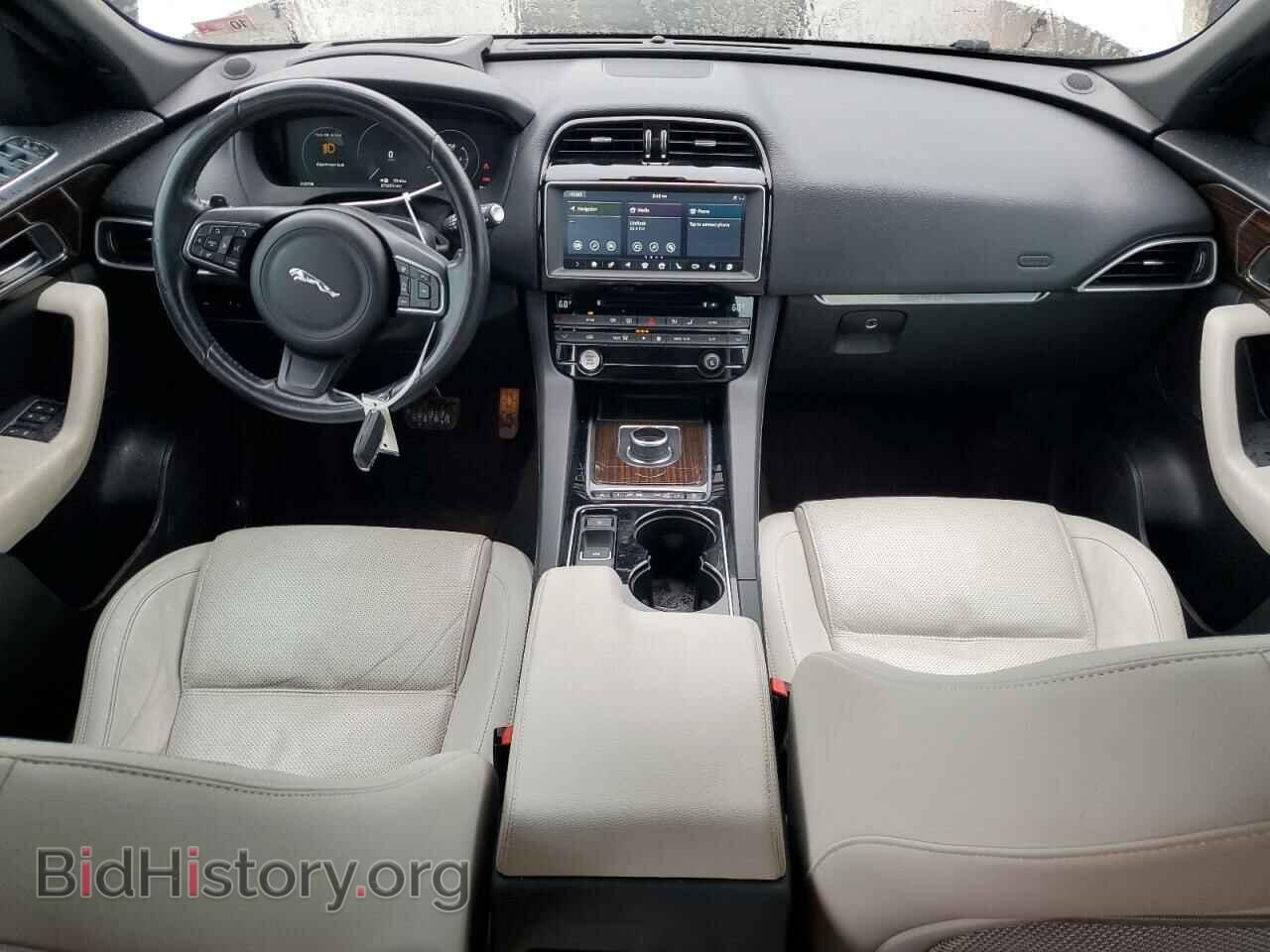 2017 JAGUAR F-PACE - VIN: SADCK2BVXHA054931 - Фото 8