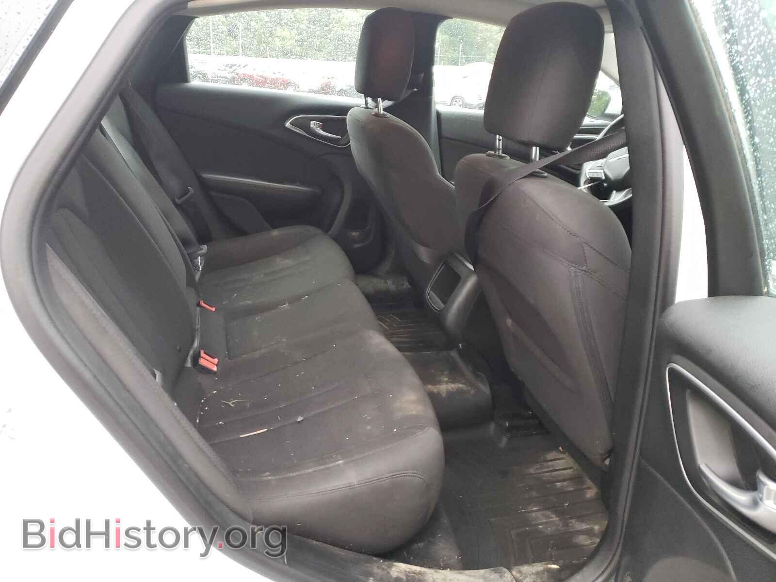 2015 CHRYSLER 200 - VIN: 1C3CCCABXFN616844 - Фото 6