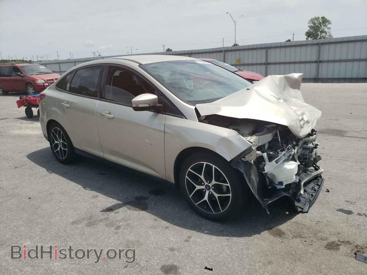 2017 FORD FOCUS - VIN: 1FADP3FE4HL311836 - Photo 4