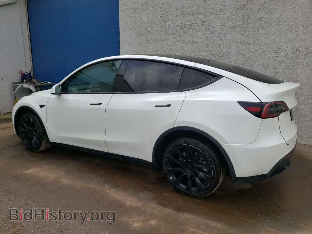 2022 TESLA MODEL Y - VIN: 7SAYGDEE6NF385814 - Photo 2