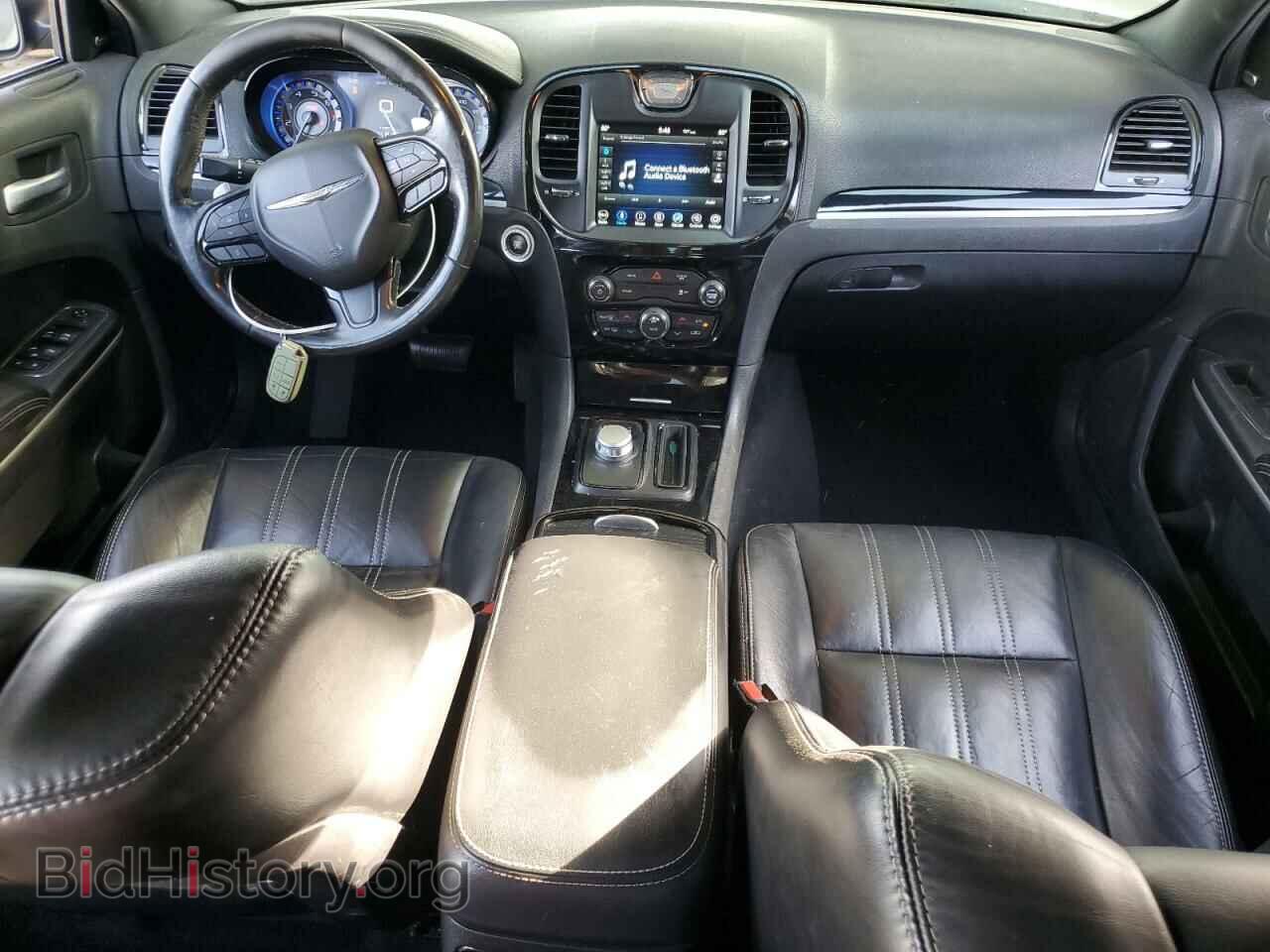 2019 CHRYSLER 300 - VIN: 2C3CCAGGXKH542707 - Фото 8