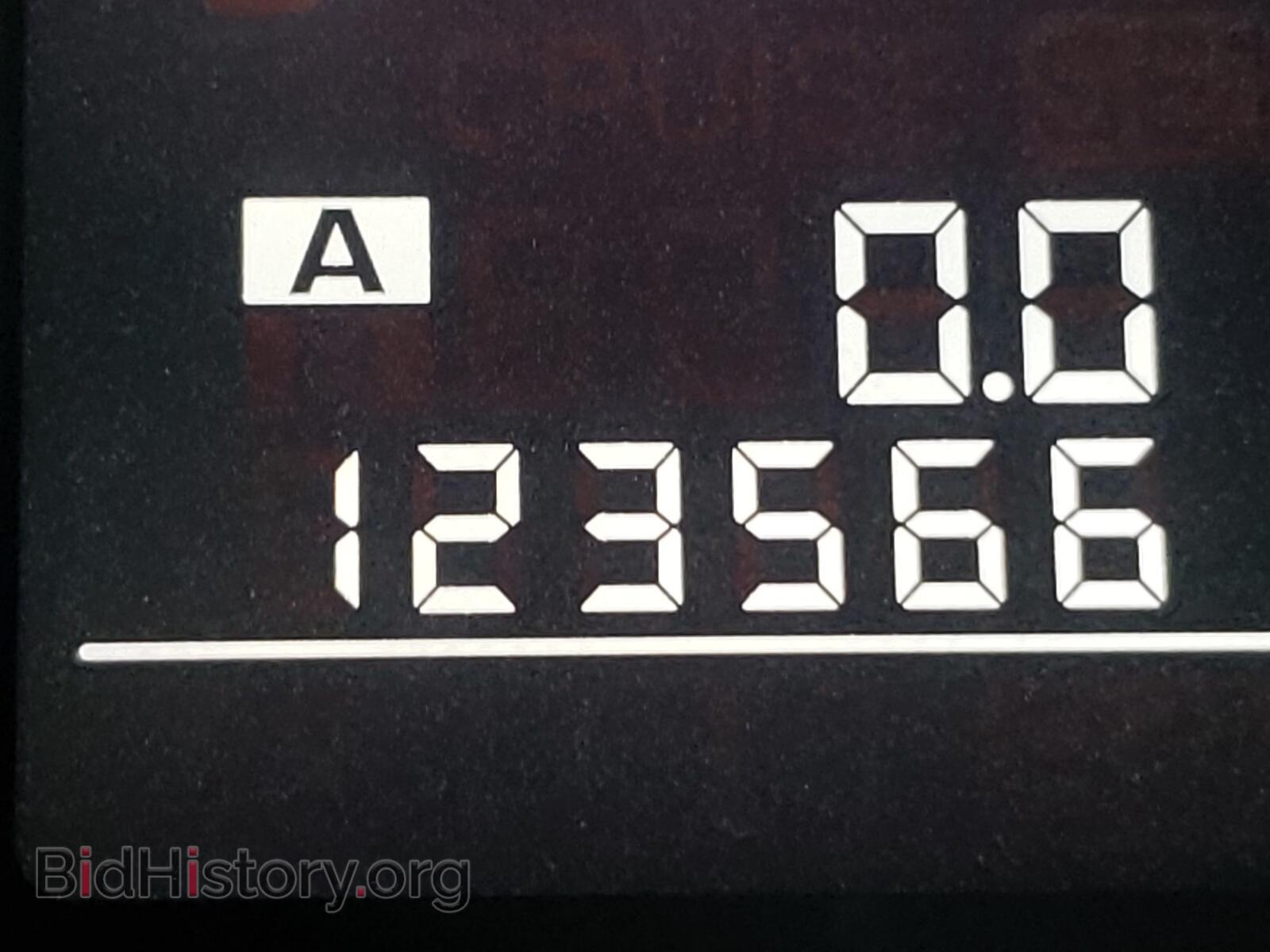 2011 SUBARU OUTBACK - VIN: 4S4BRBAC2B3438275 - Фото 8