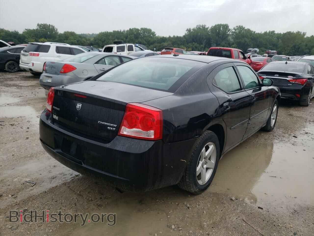 2010 DODGE CHARGER - VIN: 2B3CA3CV8AH242990 - Фото 4