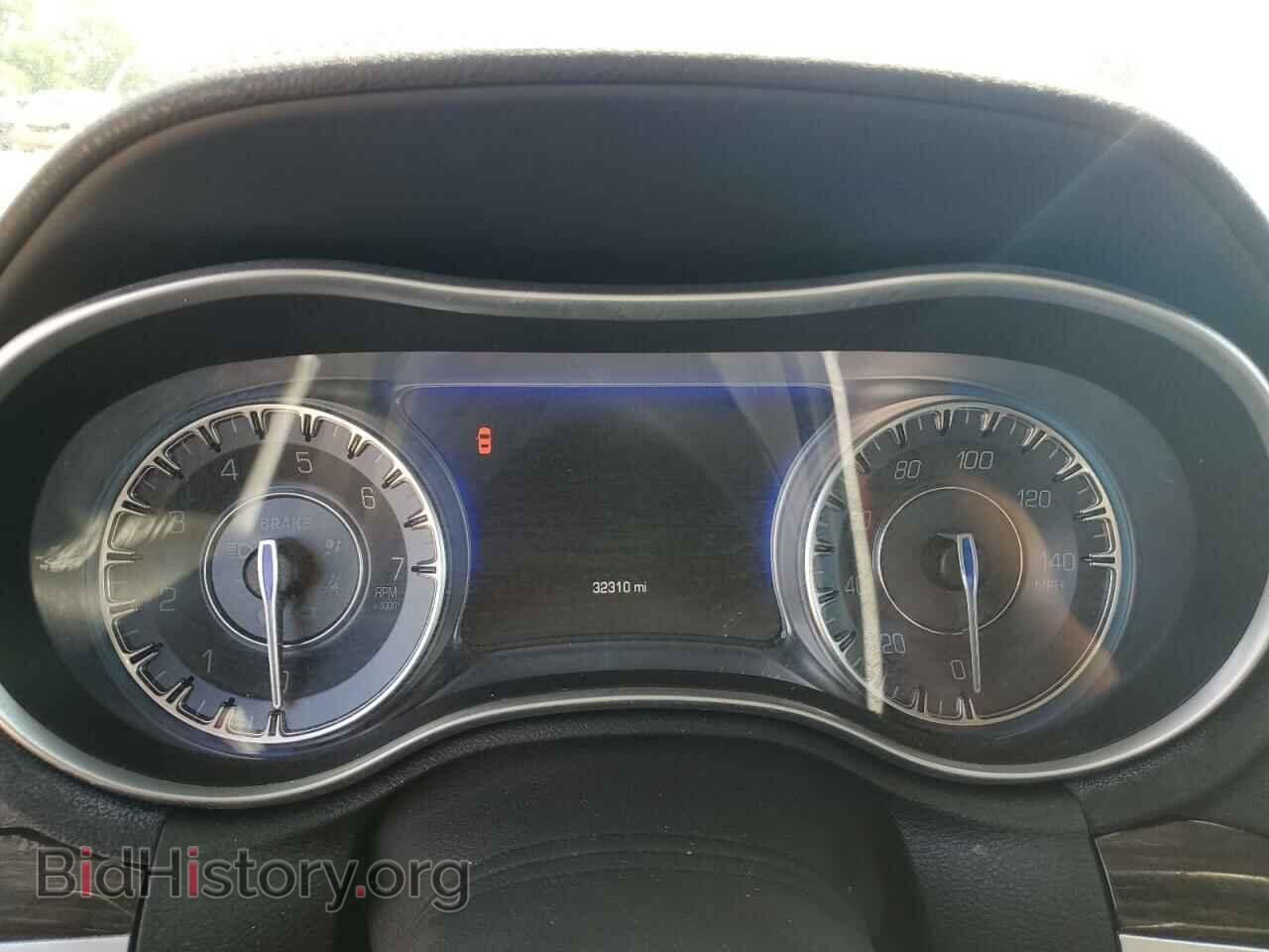 2015 CHRYSLER 300 - VIN: 2C3CCAAG2FH832809 - Фото 9