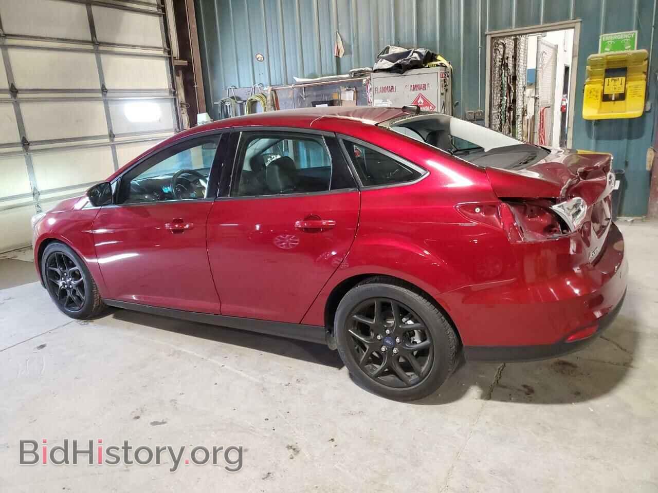 2016 FORD FOCUS - VIN: 1FADP3F25GL266796 - Фото 2