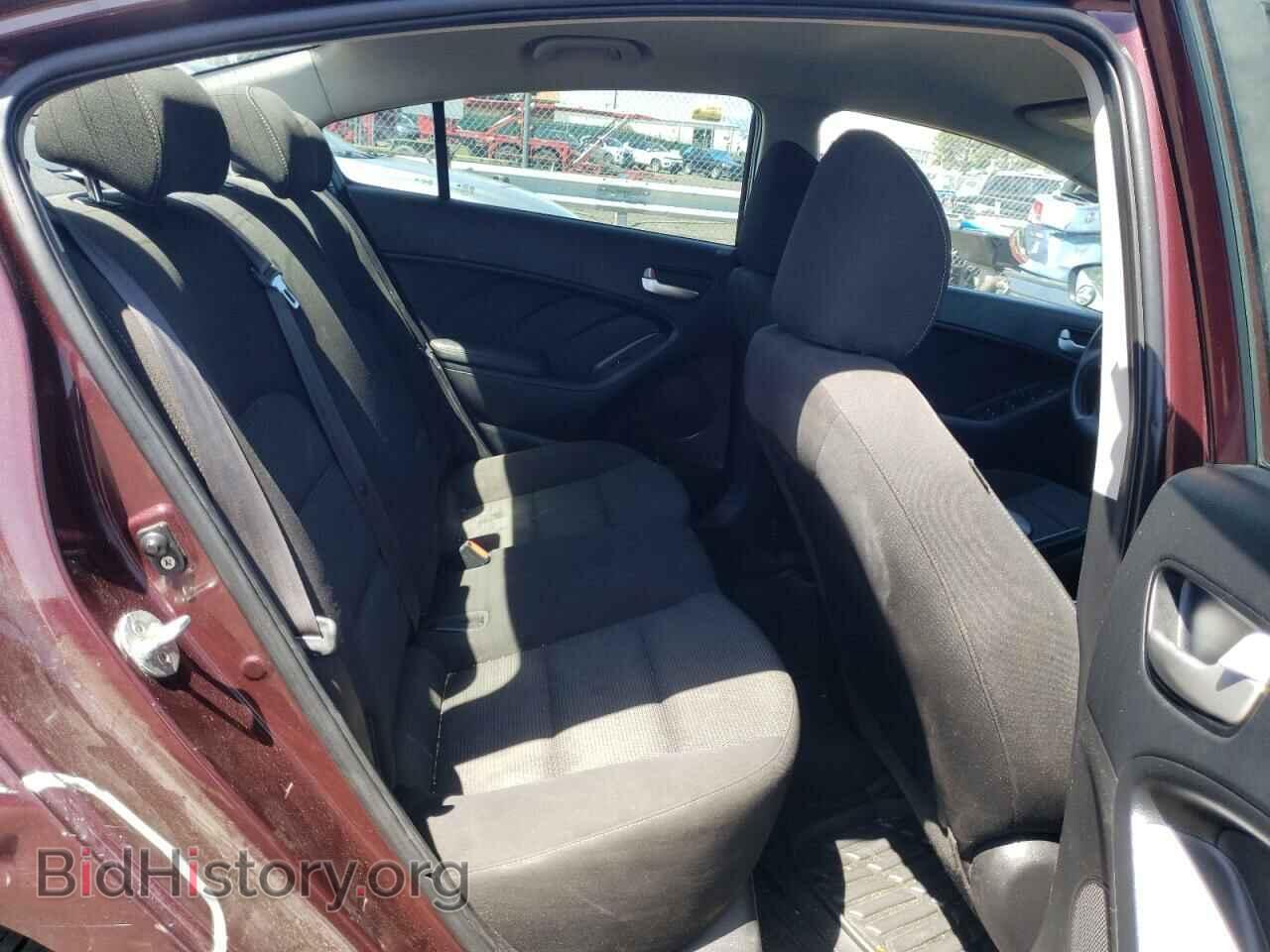 2017 KIA FORTE - VIN: 3KPFK4A77HE140282 - Photo 10