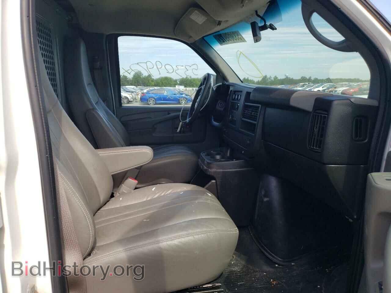 2014 CHEVROLET EXPRESS - VIN: 1GCWGFBA3E1172619 - Фото 5