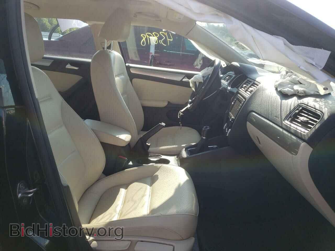 2017 VOLKSWAGEN JETTA - VIN: 3VWB67AJ2HM302368 - Photo 5
