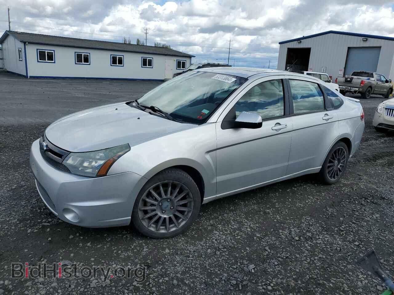 Photo 1FAHP3GN8AW205023 - FORD FOCUS 2010