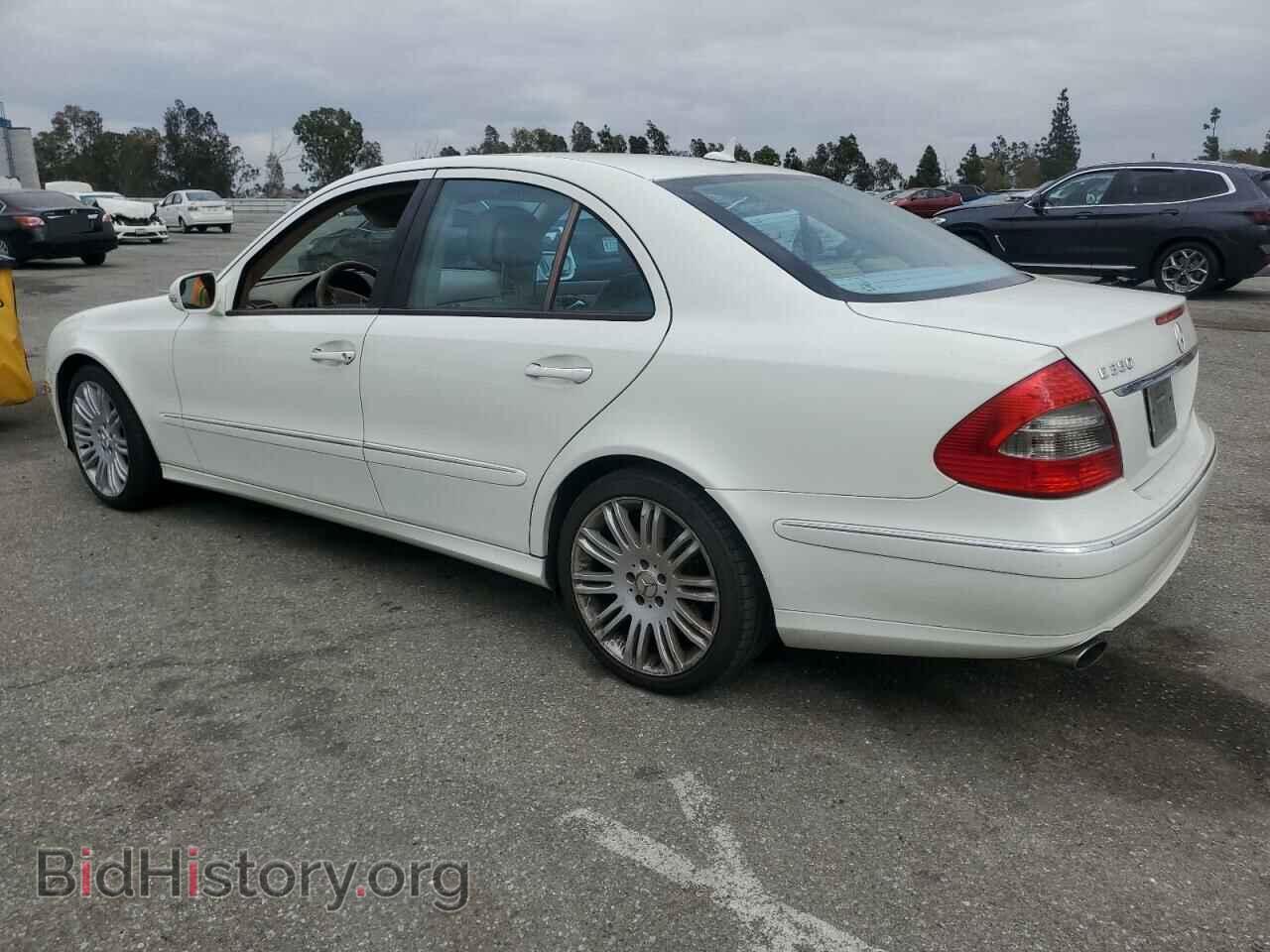 2007 MERCEDES-BENZ E-CLASS - VIN: WDBUF56X77B142652 - Фото 2