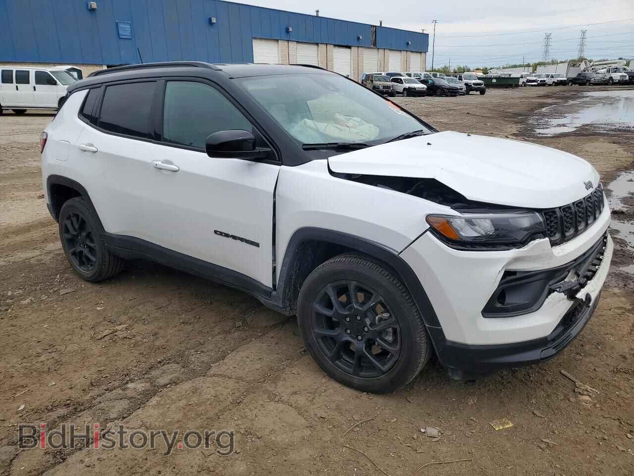 2024 JEEP COMPASS - VIN: 3C4NJDBN1RT112082 - Фото 4