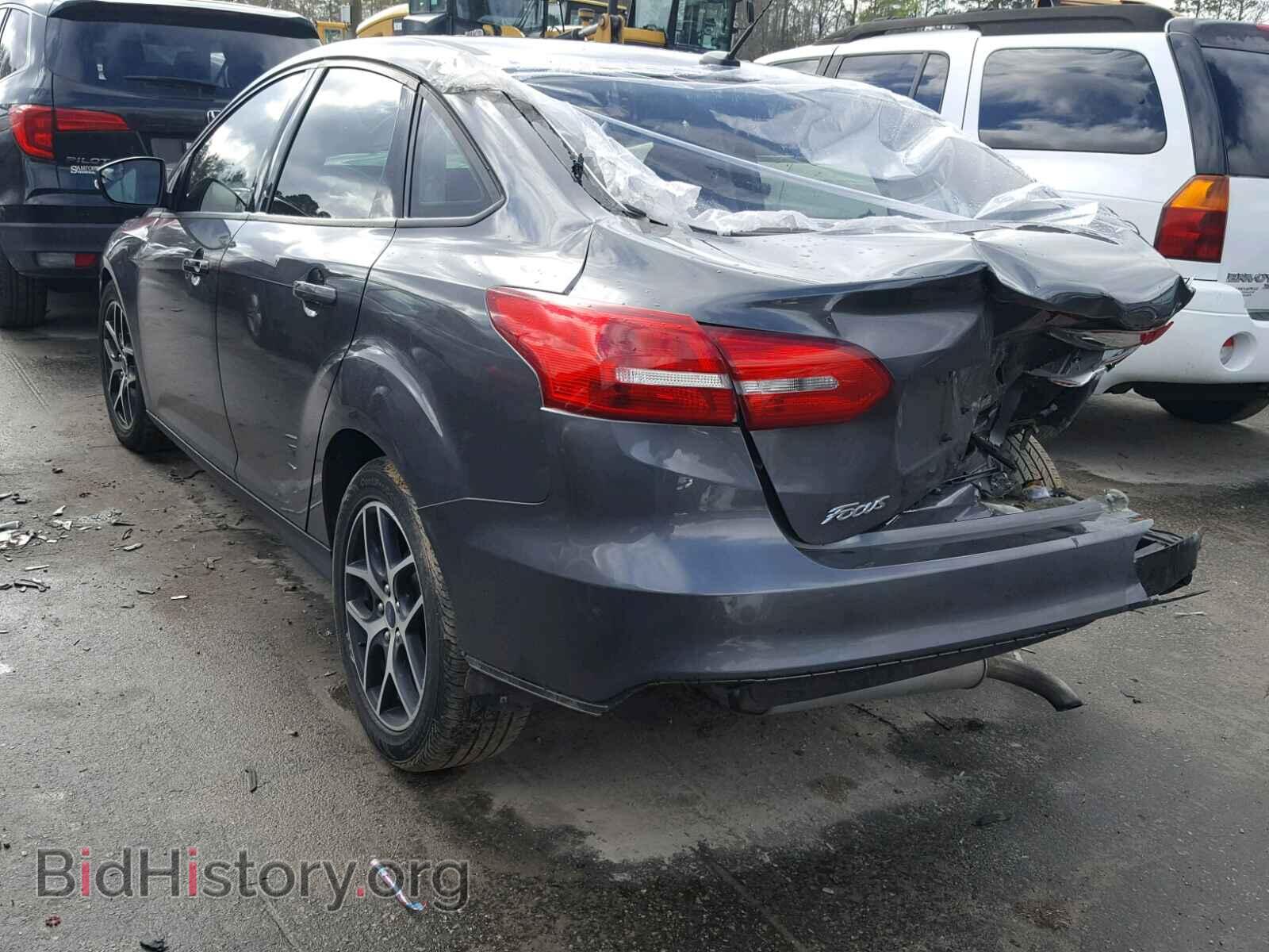 2017 FORD FOCUS - VIN: 1FADP3FEXHL293925 - Photo 3