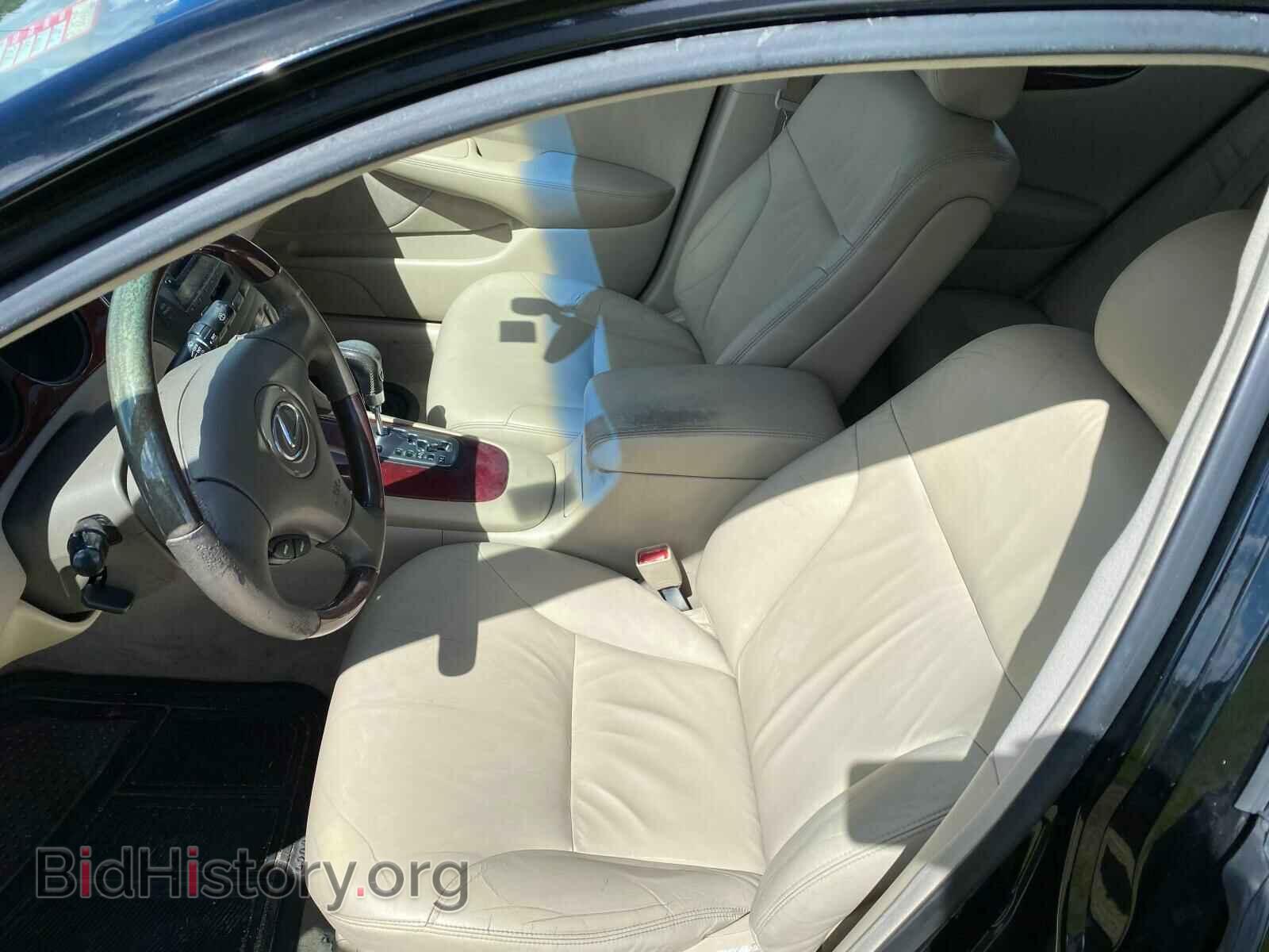 2002 LEXUS ES300 - VIN: JTHBF30GX20051402 - Фото 9
