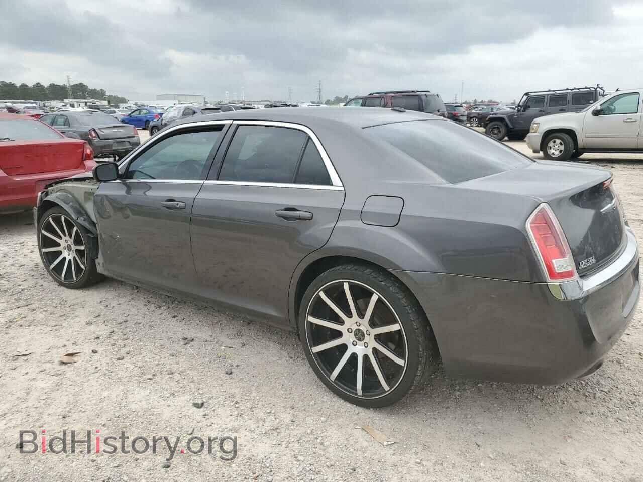 2014 CHRYSLER 300 - VIN: 2C3CCAAG9EH136463 - Фото 2