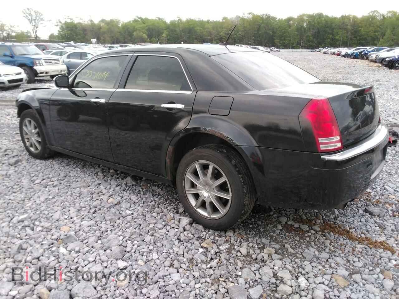 2008 CHRYSLER 300 - VIN: 2C3LK63H58H152170 - Фото 2