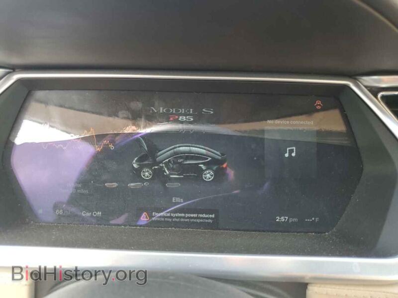 2013 Tesla MODEL S (VIN 5YJSA1CP1DFP10584) — photo 9 of 12