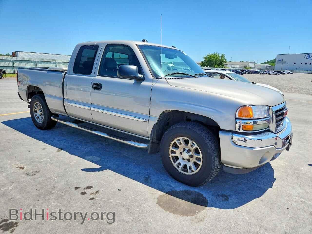 2005 GMC SIERRA - VIN: 1GTEK19B15Z185706 - Фото 4