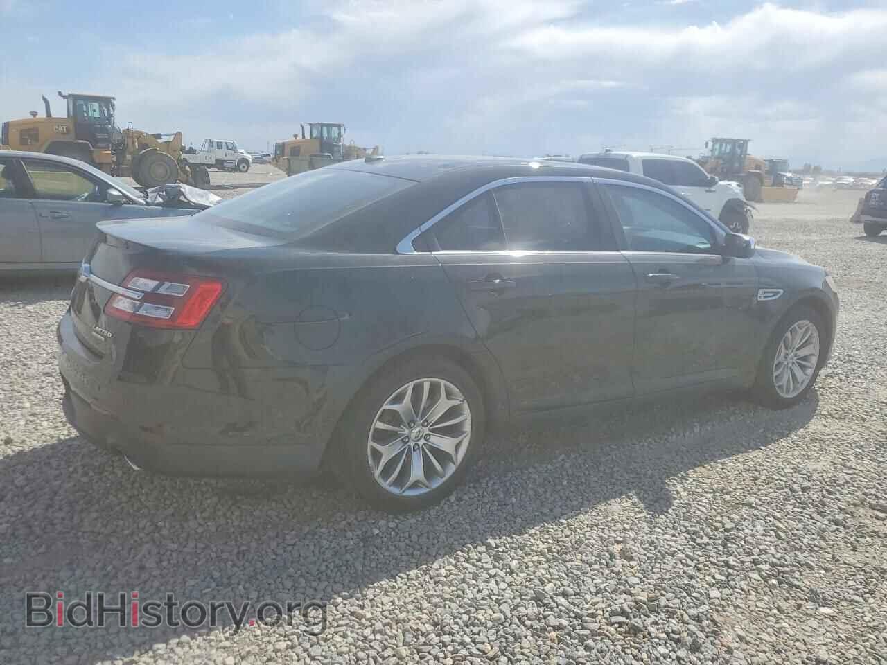 2013 FORD TAURUS - VIN: 1FAHP2F8XDG130989 - Фото 3