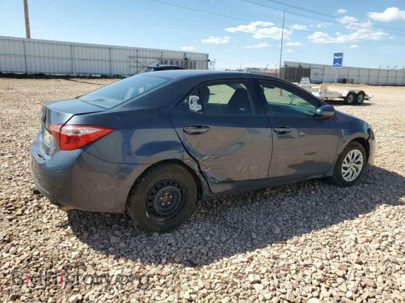 2018 Toyota COROLLA (VIN 5YFBURHE3JP761663) — photo 3 of 13
