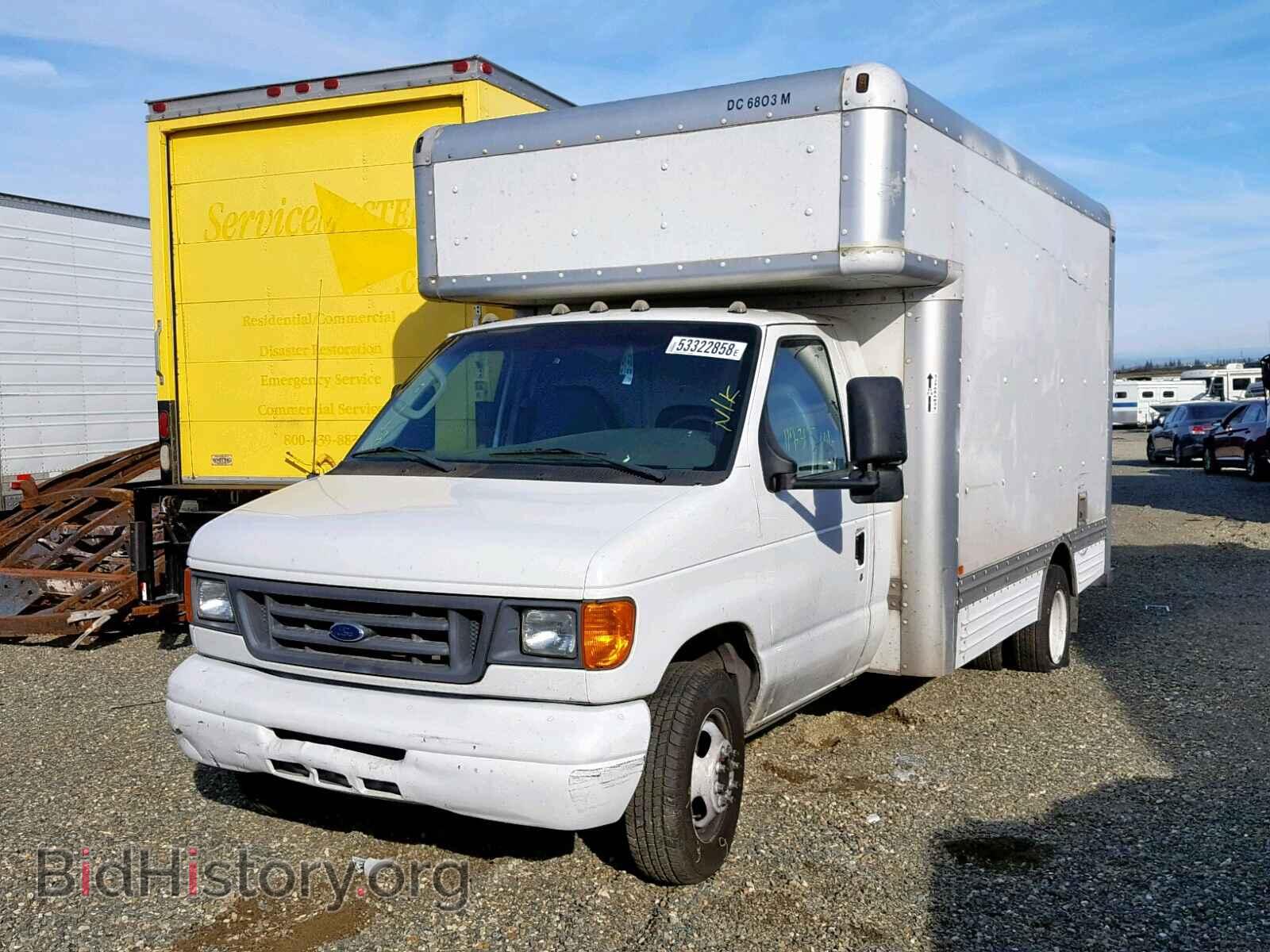 2006 FORD ECONOLINE - VIN: 1FDXE45S36DB17344 - Фото 2