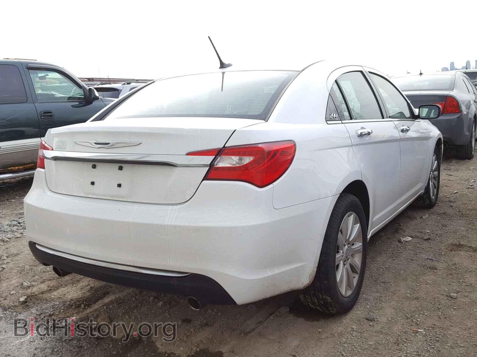 2013 CHRYSLER 200 - VIN: 1C3CCBCG7DN557798 - Фото 4
