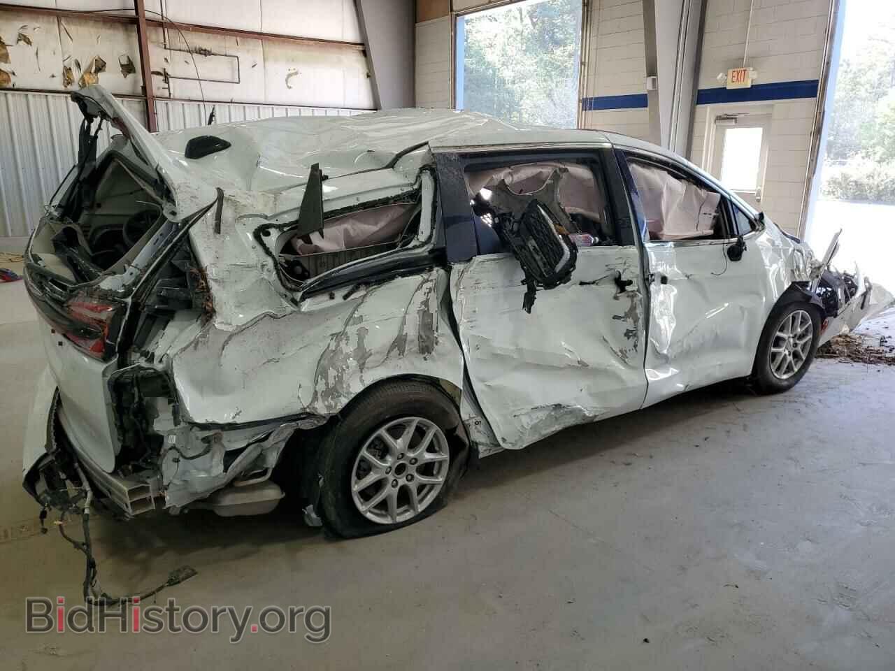 2023 CHRYSLER PACIFICA - VIN: 2C4RC1BGXPR532242 - Фото 3