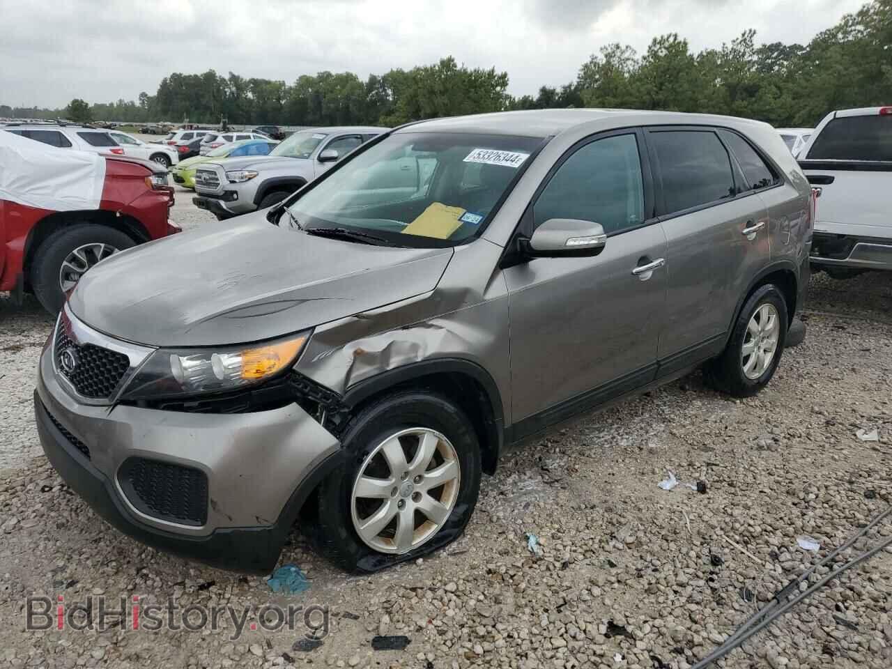 Photo 5XYKT3A18CG260136 - KIA SORENTO 2012