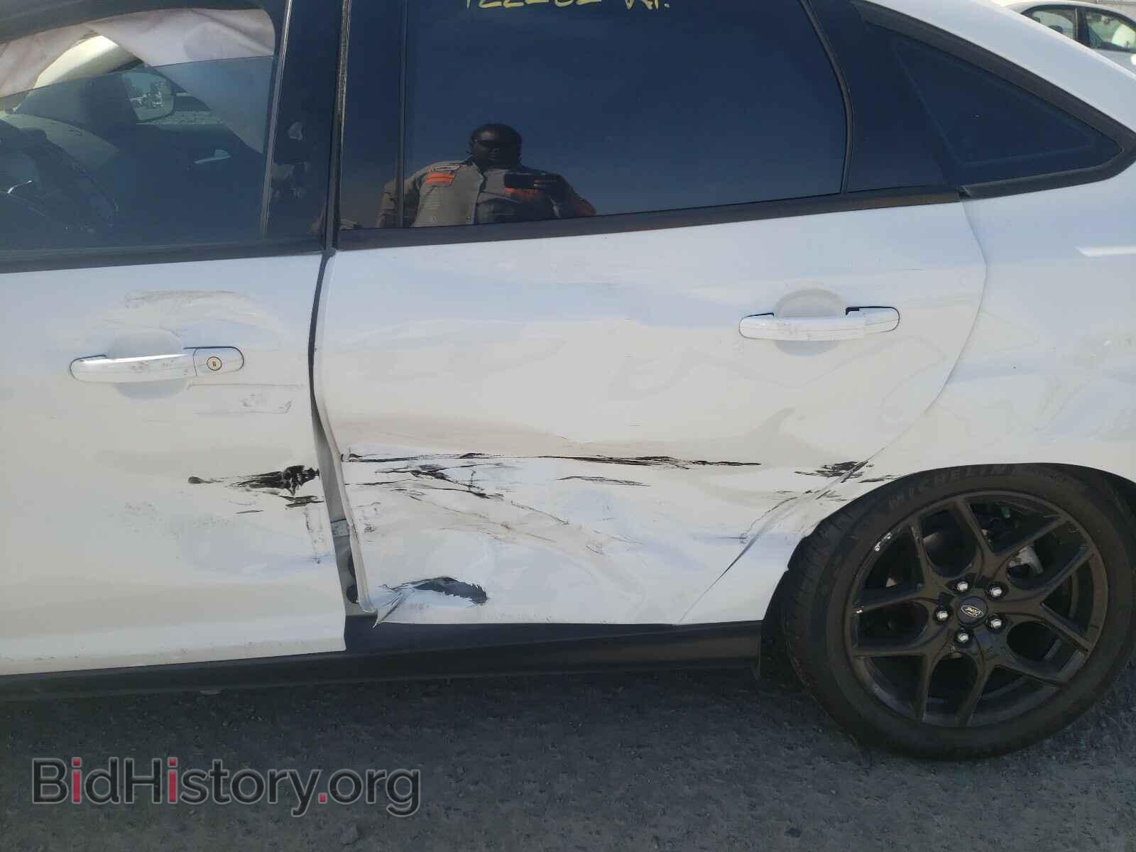 2016 FORD FOCUS - VIN: 1FADP3F2XGL331481 - Photo 9