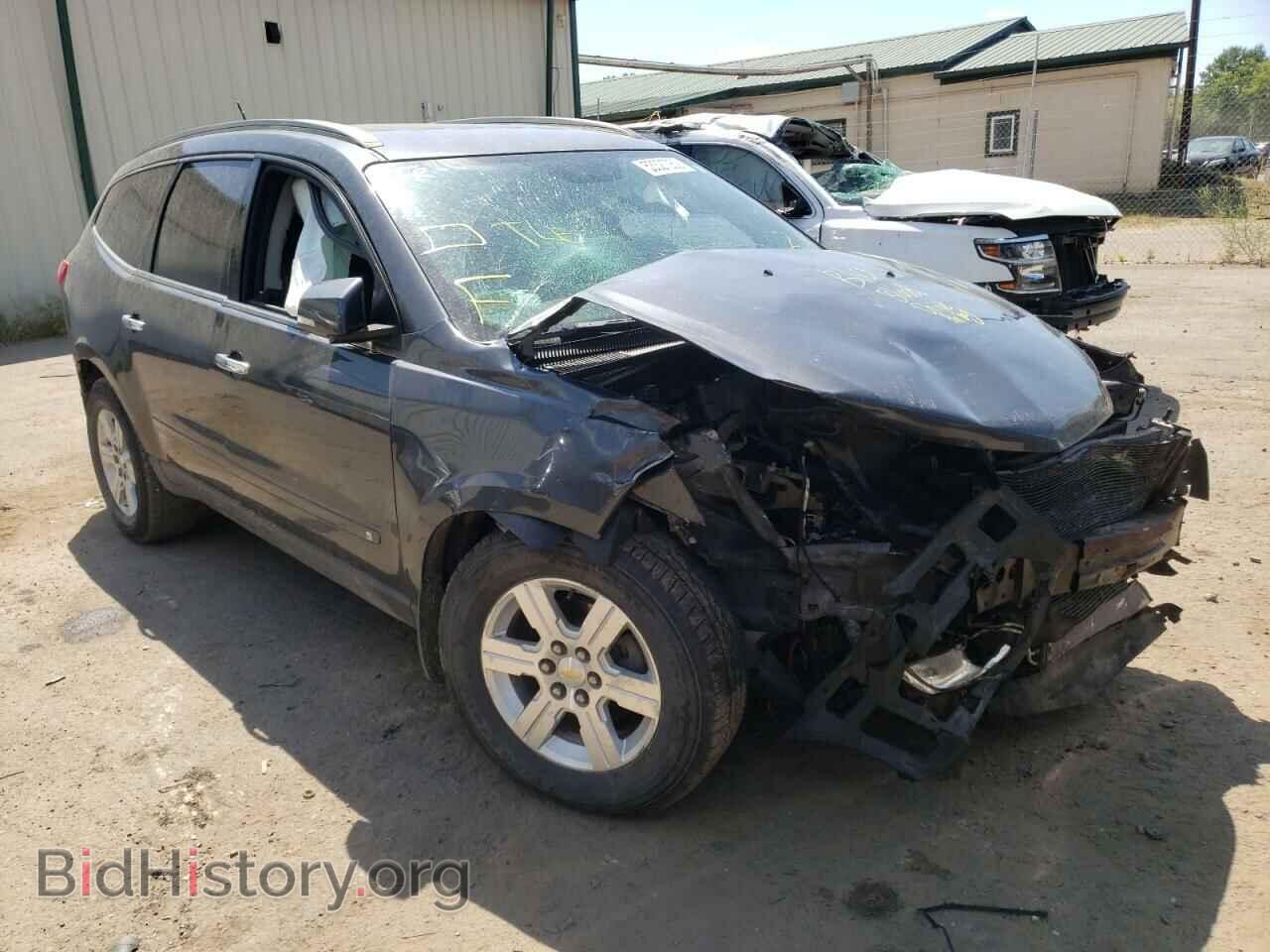 Photo 1GNLRFED0AS132075 - CHEVROLET TRAVERSE 2010