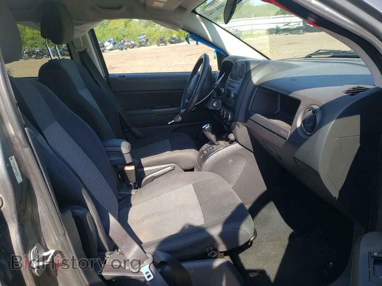 2011 JEEP COMPASS - VIN: 1J4NF1FB5BD218802 - Photo 5