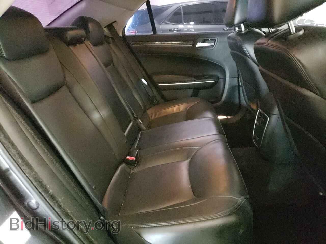 2016 CHRYSLER 300 - VIN: 2C3CCAAG8GH233950 - Фото 6