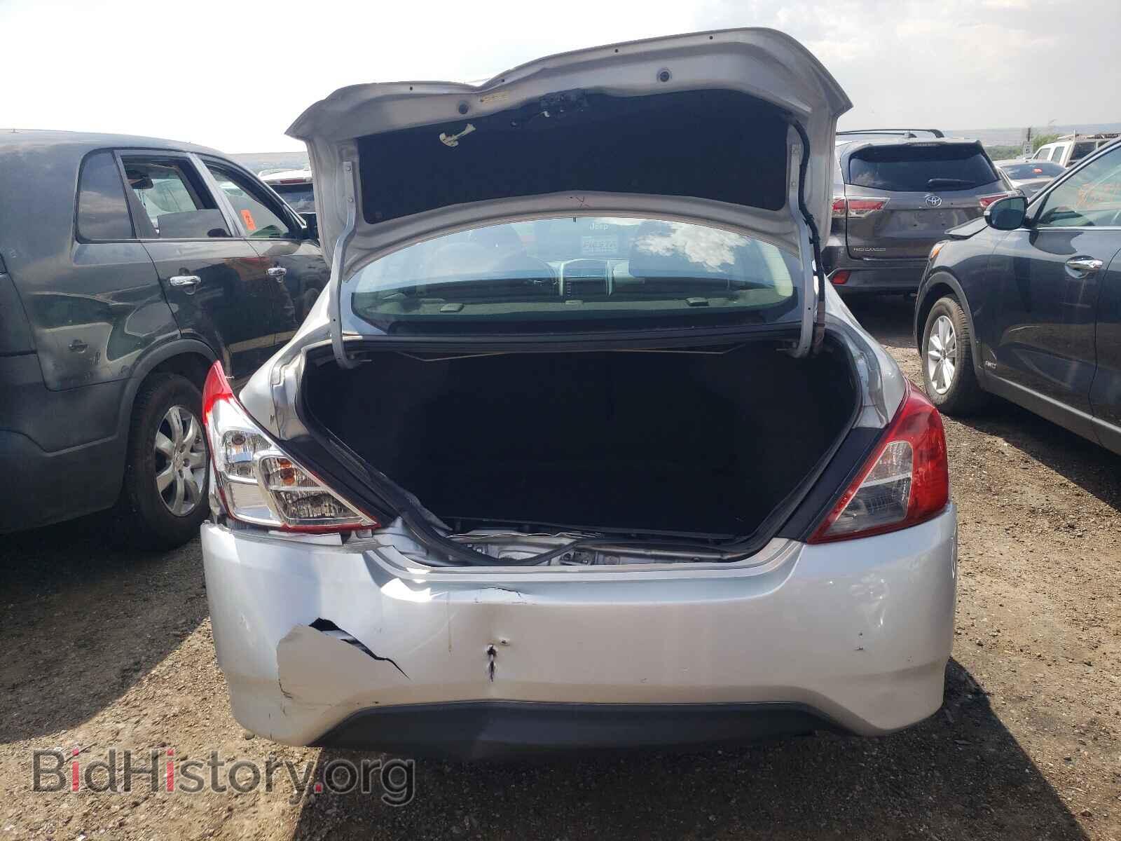 2019 NISSAN VERSA - VIN: 3N1CN7AP3KL863077 - Фото 9