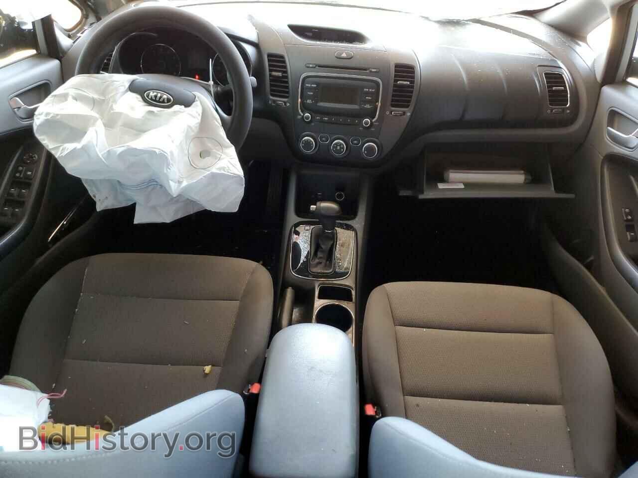 2017 KIA FORTE - VIN: 3KPFK4A78HE055645 - Фото 8