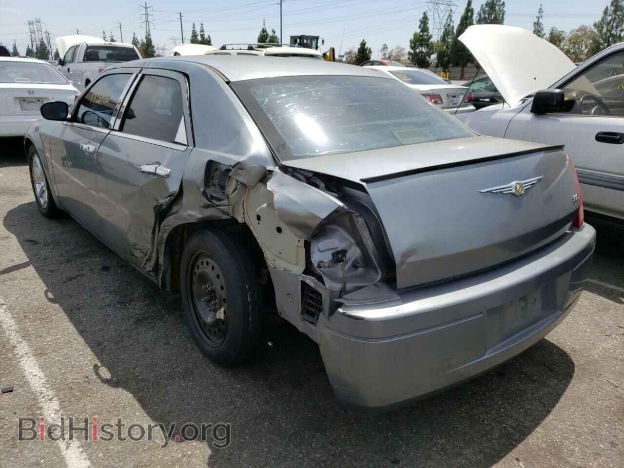2006 CHRYSLER 300 - VIN: 2C3KA43R96H329960 - Фото 3