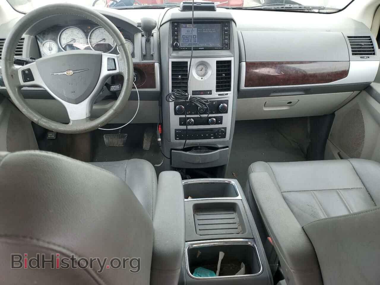 2009 CHRYSLER MINIVAN - VIN: 2A8HR54169R640587 - Фото 8