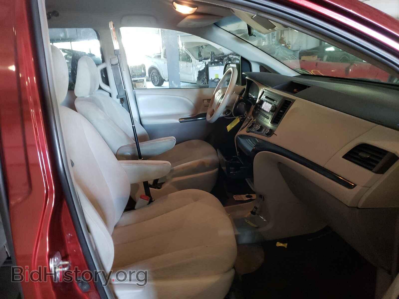 2013 TOYOTA SIENNA - VIN: 5TDZK3DC8DS318331 - Фото 5