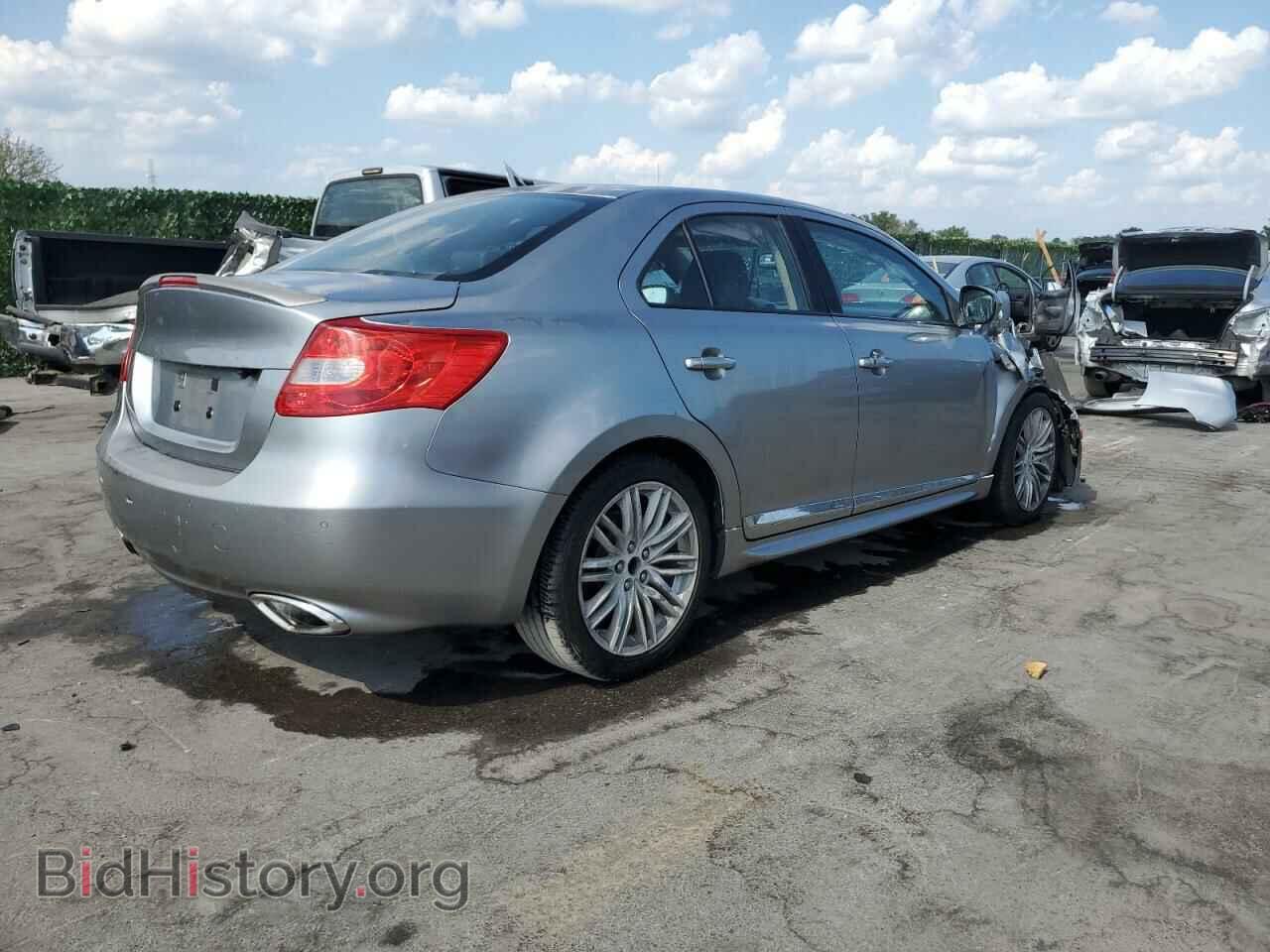 2011 SUZUKI KIZASHI - VIN: JS2RE9A84B6110329 - Фото 3