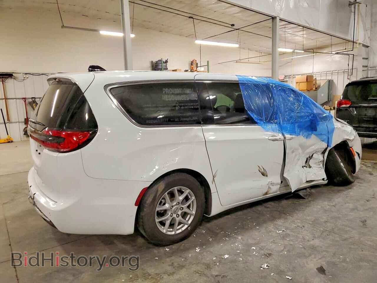 2023 CHRYSLER PACIFICA - VIN: 2C4RC1BG5PR515459 - Photo 3