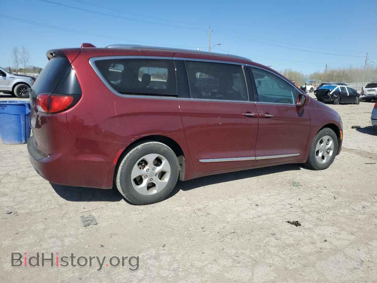 2017 CHRYSLER PACIFICA - VIN: 2C4RC1EG2HR541241 - Фото 3