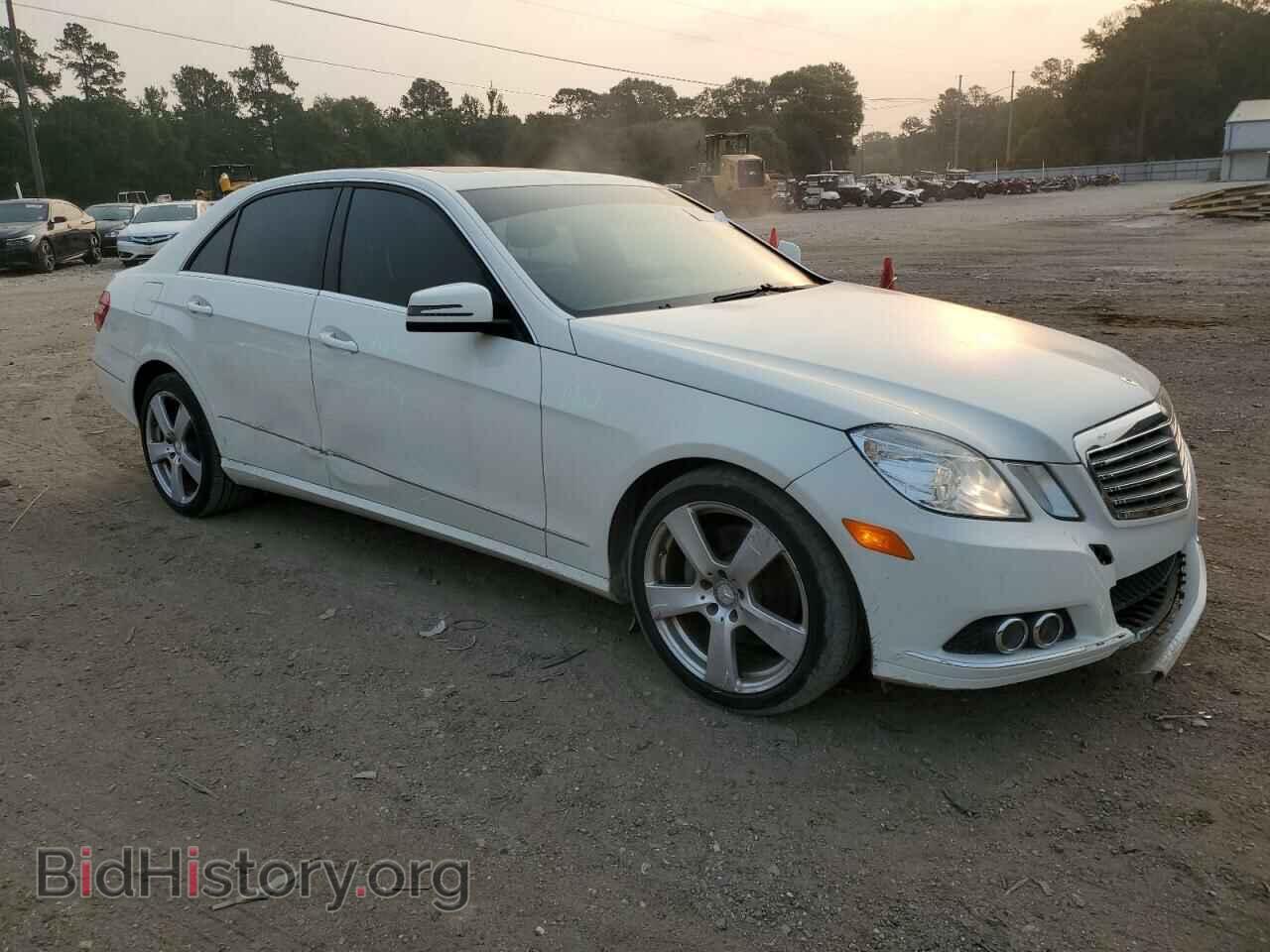 2011 MERCEDES-BENZ E-CLASS - VIN: WDDHF5GB7BA443738 - Фото 4