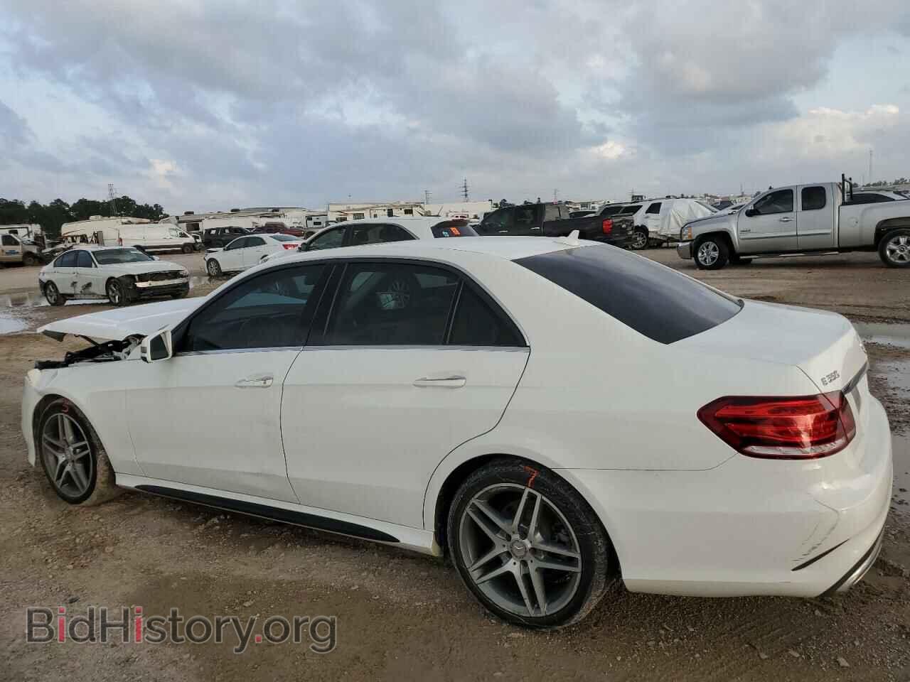 2015 MERCEDES-BENZ E-CLASS - VIN: WDDHF5KB1FB085317 - Фото 2