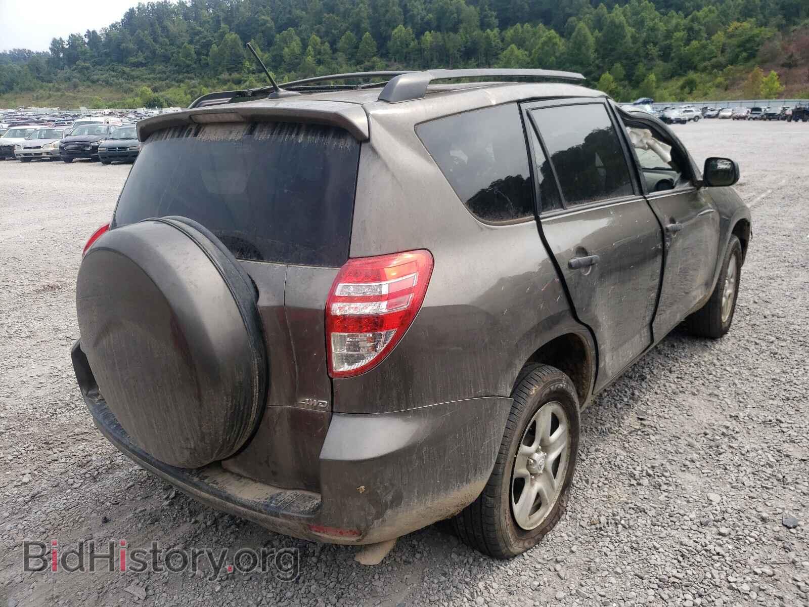 2011 TOYOTA RAV4 - VIN: 2T3BF4DV8BW137500 - Фото 4