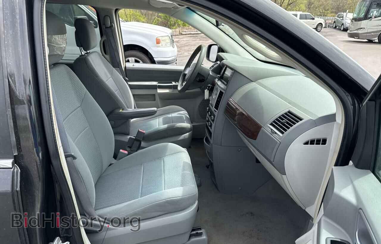 2010 CHRYSLER MINIVAN - VIN: 2A4RR2D16AR351766 - Фото 5