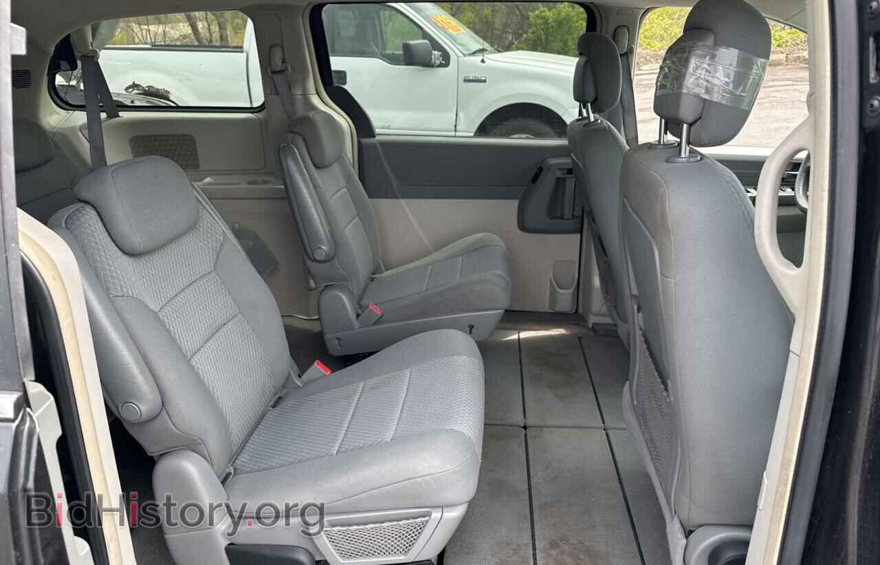 2010 CHRYSLER MINIVAN - VIN: 2A4RR2D16AR351766 - Фото 6