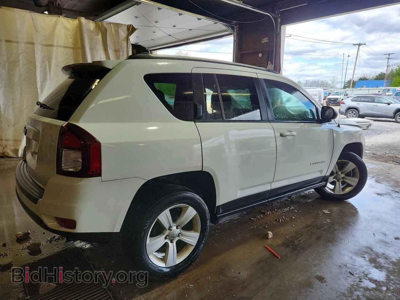 2015 JEEP COMPASS - VIN: 1C4NJDBB3FD438697 - Photo 3